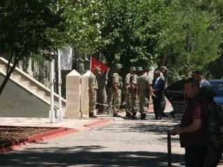 Asker Kırmızı Alarma Geçti