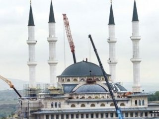 Bugün Açılacak! İmamı Kim Oldu?