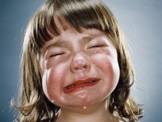 Ağlayan Çocuğu Sarsmayın