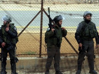 İsrail askerleri Filistinli bir genci öldürdü