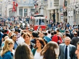 İstanbul'a 6 ayda 5 milyon turist geldi