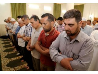 Irak'ta ilk Türkçe hutbe okundu