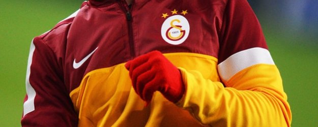 F.Bahçeliler'in Uçağında Sürpriz G.Saraylı!