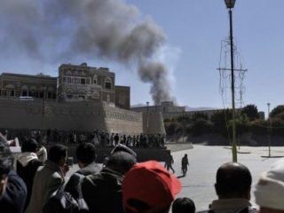 Parti Genel Merkezine Saldırı