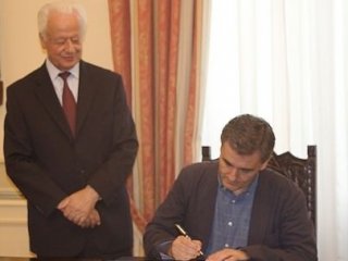 İşte Yunanistan'ın Yeni Maliye Bakanı
