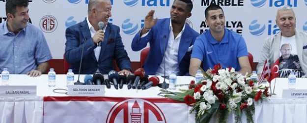 Eto’o Antalyaspor’a İmzayı Attı