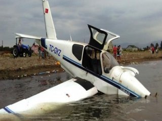 Samsun'da Uçak Denize Zorunlu İniş Yaptı