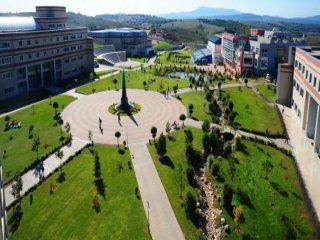 İlk 100’de 12 TÜRK Üniversitesi