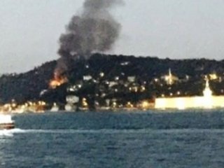 İstanbul Boğazı Alev Alev