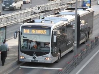 İBB'den Ramazan Bayramı Müjdesi