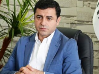 Demirtaş'tan HDP'li Vekillere Barzani Uyarısı