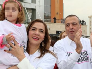 İlgezdi 4 Yaşındaki Kızına Bile Villa Almış