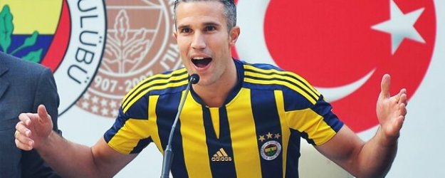 Robin Van Persie İmzayı Attı!