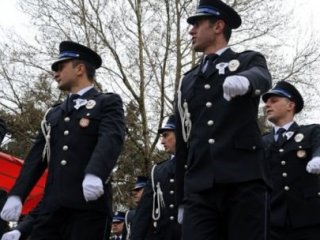 Polis Olacaklar Dikkat!