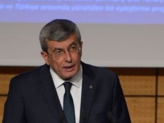 "Tanal Yalan Söylüyor"