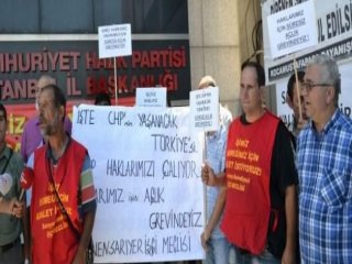 CHP İstanbul İl Başkanlığı Önünde Eylem