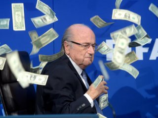 Sepp Blatter'e Dolarlı Protesto