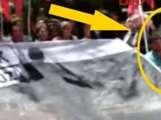 O İki Kişiye Dikkat!