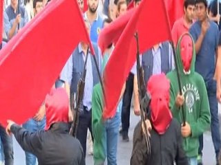 Suruç’taki Cenazelere Uzun Namlulu Karşılama