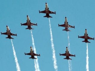 Türk Yıldızları'nın Provası Nefes Kesti