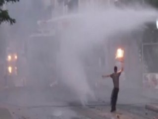 Gazi Mahallesi’nde Korsan Gösteri