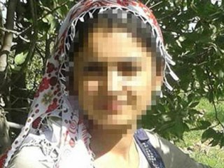 Kocası Camideyken Altınlarla Kaçmıştı!