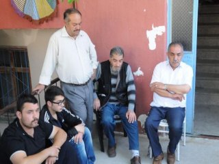 Şehitlerin Baba Evlerinde Gözyaşı Hakim