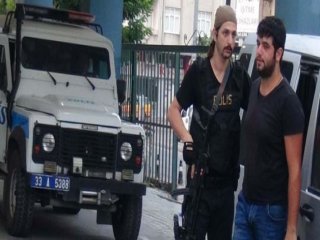 İki İlde Şafak Operasyonu: 30 Kişi Gözaltında