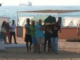 Kızının Gözü Önünde Boğuldu