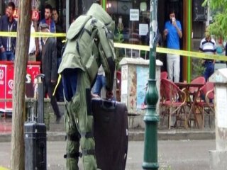 Fenerbahçe Orduevi Yakınında Bomba Alarmı