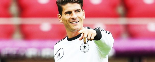 Beşiktaş Mario Gomez'i Borsaya Bildirdi!