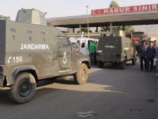 Habur'da YPG'li Cenaze Gerginliği