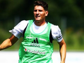 Gomez: Bayern'de Ribery ve Robben Vardı!