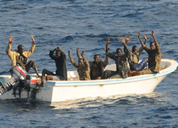 Somali'de korsanlara operasyon