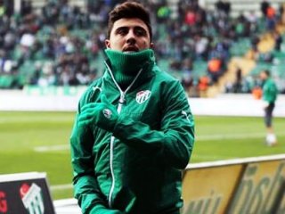 Ozan Tufan Saha İçinde Gözyaşlarını Tutamadı!