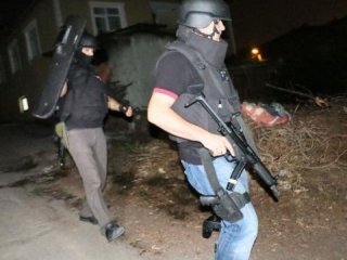 İstanbul'da 'Terör' Operasyonu: 7 Gözaltı