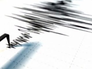 5,6 Şiddetinde Deprem: 2 Ölü