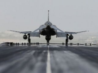 ABD Uçakları İncirlik'e Geldi