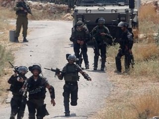 İsrail, Filistinli Çocuğu Gözaltına Aldı