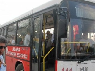 Belediye Otobüsünde Canlı Bomba Paniği