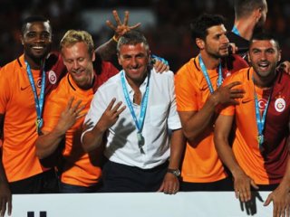 Galatasaray'dan İlginç Prim Kararı!