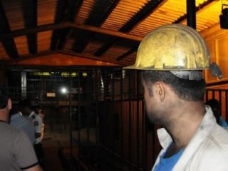 Göçük Altındaki İşçiden Kötü Haber