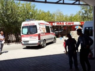 Diyarbakır'da Emniyete Bombalı Saldırı