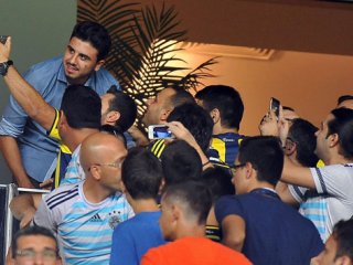 Ozan Tufan Ve Volkan Şen Tribünde