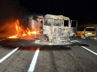 Tunceli'de Yol Kesen Teröristlere Operasyon