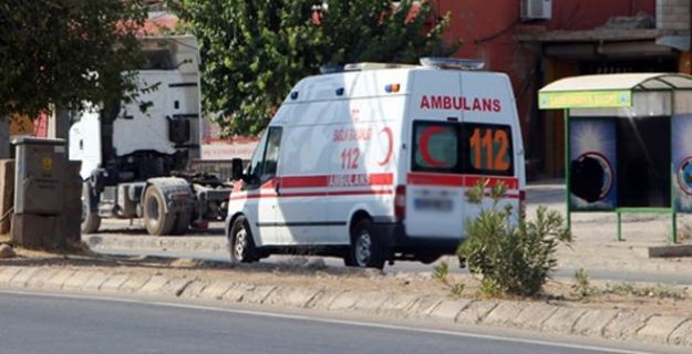 Cizreliler Ambulanslarla Kaçıyorlar