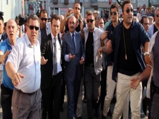 Bakanı Protesto Eden DHKP-C'li Çıktı