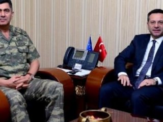 Kara Kuvvetleri Komutanı Diyarbakır'da