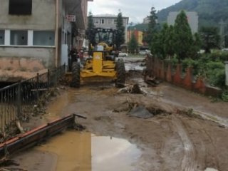 Rize’de Sel Hasara Neden Oldu