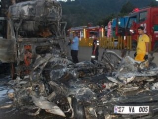 Adana'da katliam gibi kaza!